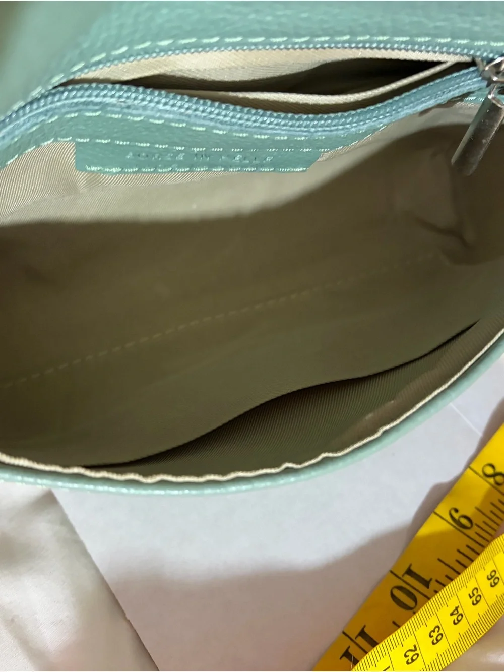 Borse in Pelle Sage Green ITALY Leather Knot Wristlet Clutch Crossbody NWOT